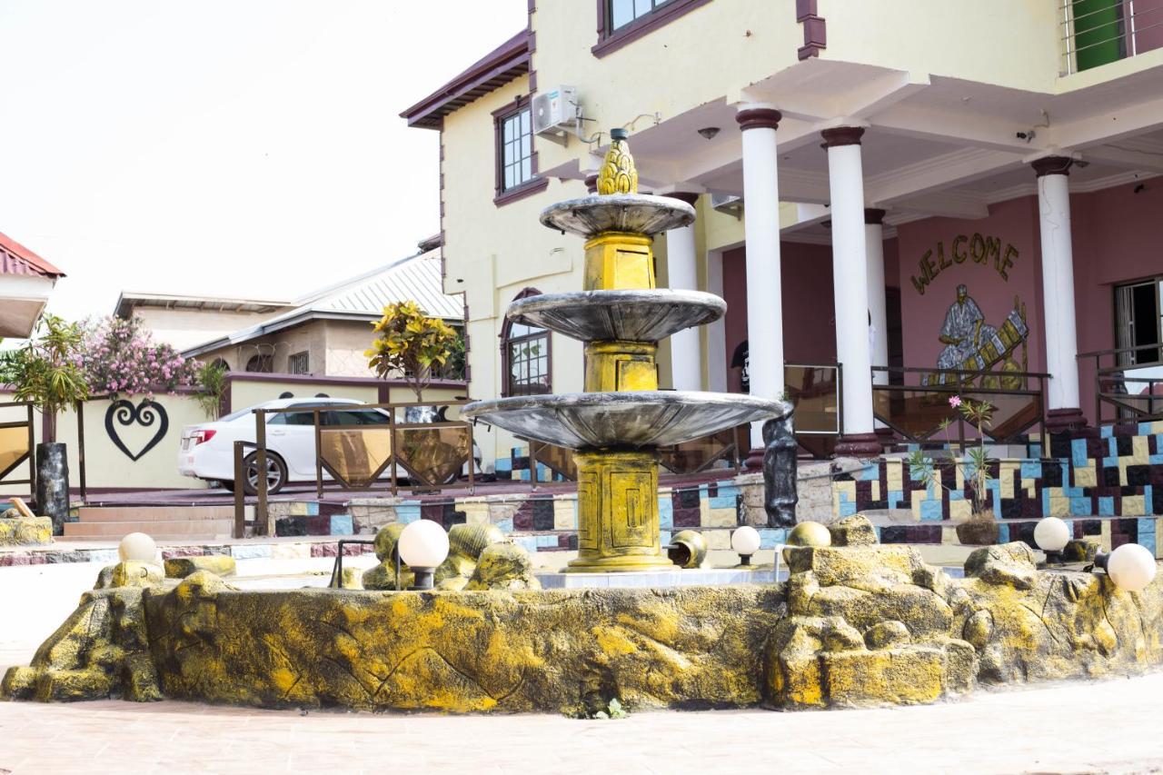 Gya-Son Royal Guest House Kumasi Exterior photo