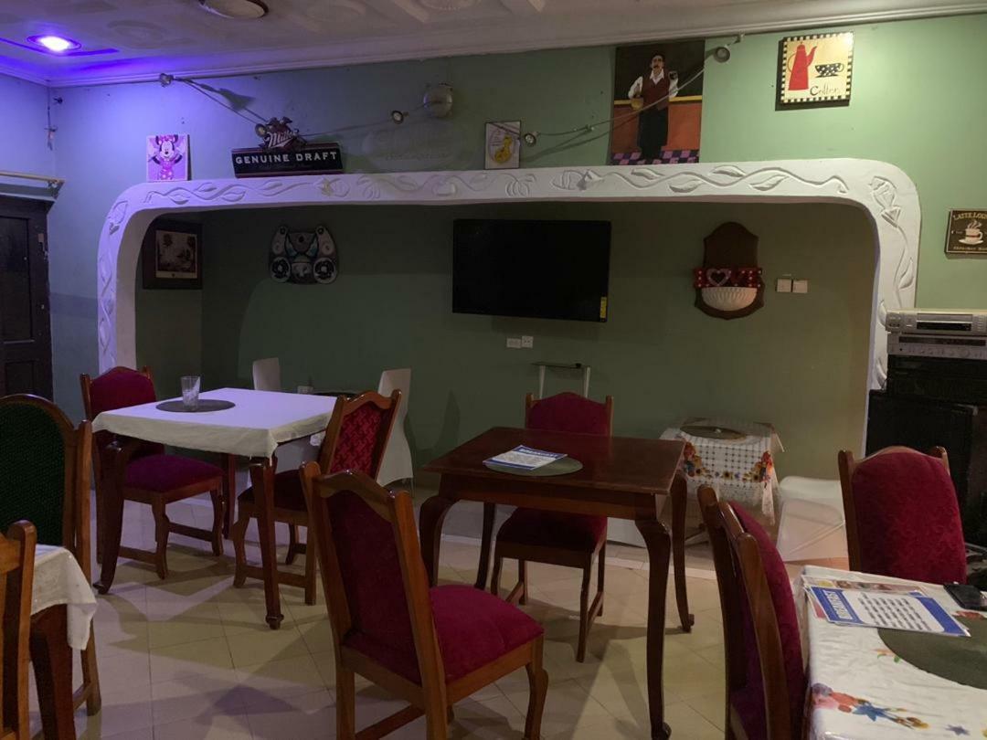 Gya-Son Royal Guest House Kumasi Exterior photo